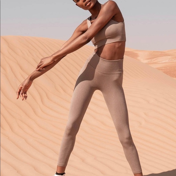 Lilia’s Active Ribbed Knit Set - Top and Pant - Size M & S - Picture 2 of 14